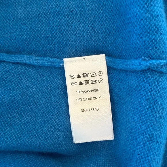 Cynthia Rowley Vibrant Blue Long Sleeve Cashmere 2ply Pullover Top - Picture 5 of 5